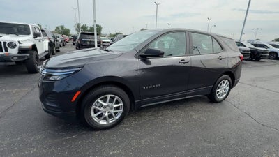 2022 Chevrolet Equinox LS