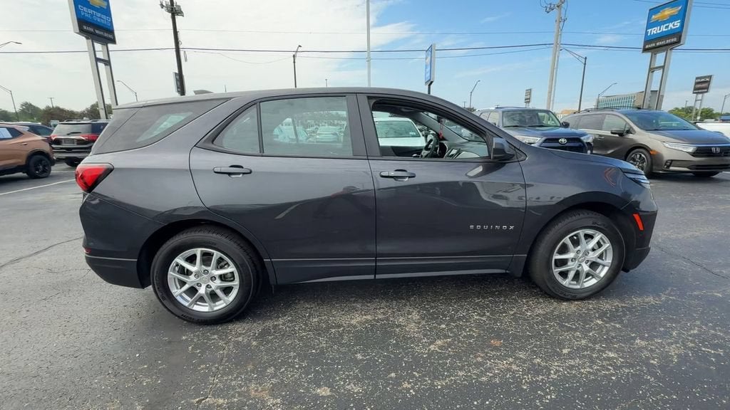 2022 Chevrolet Equinox LS