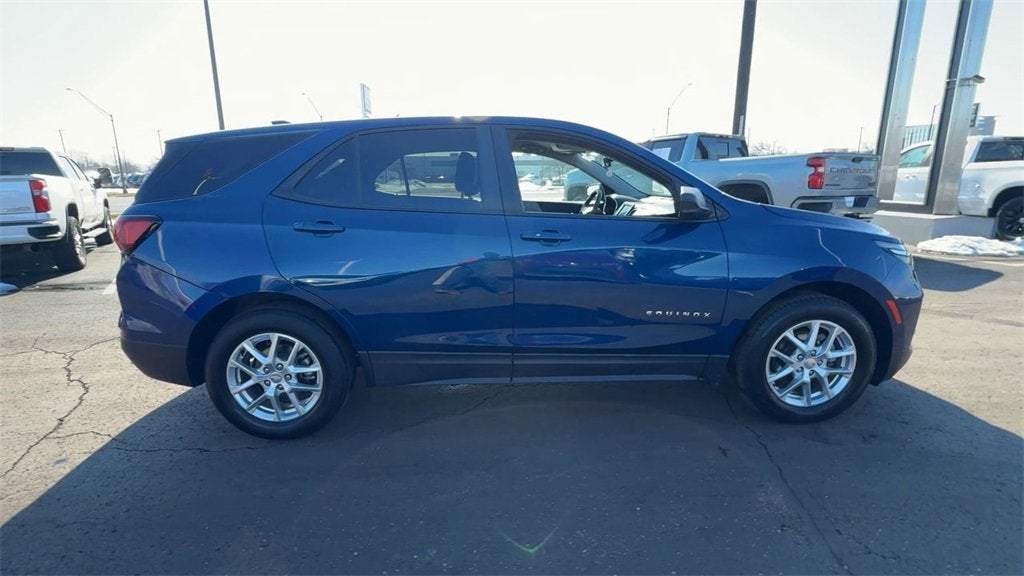 2022 Chevrolet Equinox LS