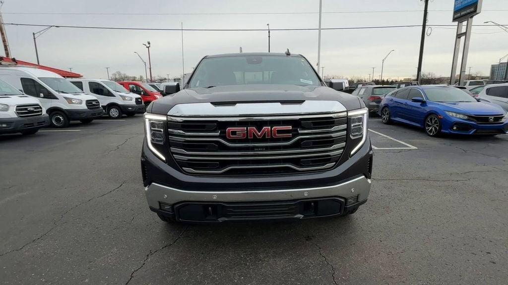 2023 GMC Sierra 1500 SLT