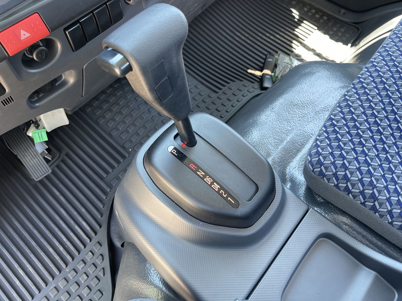 2024 Chevrolet Low Cab Forward 4500 HG 2WD Reg Cab 150