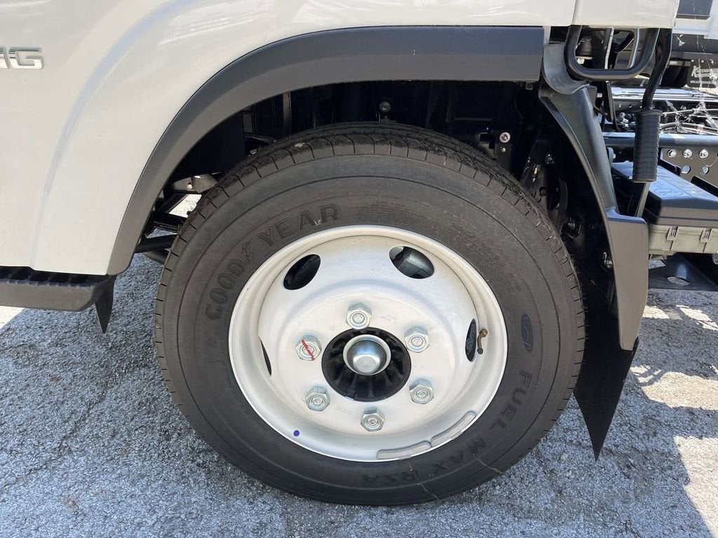 2024 Chevrolet Low Cab Forward 4500 HG 2WD Reg Cab 150