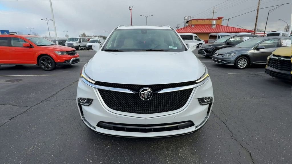2023 Buick Enclave Essence