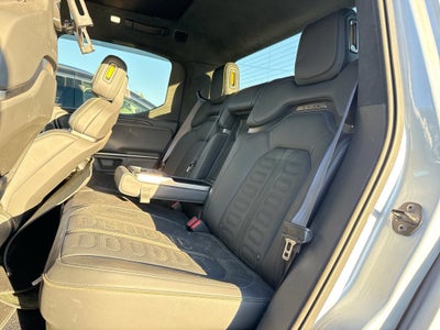 2024 RIVIAN R1T Adventure