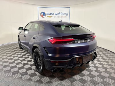 2025 Lamborghini Urus SE