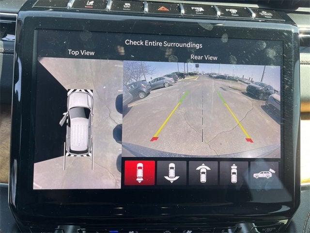 2022 Jeep Grand Cherokee Summit