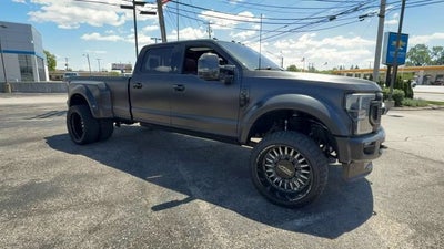 2022 Ford F-450 Platinum