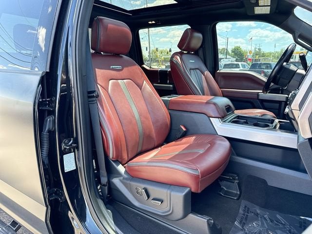 2022 Ford F-450 Platinum