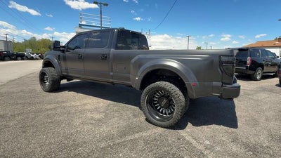 2022 Ford F-450 Platinum