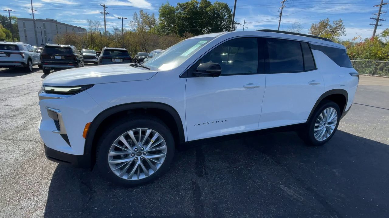 2026 Chevrolet Traverse LT