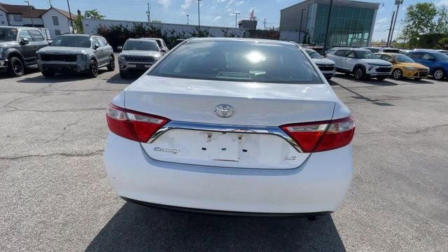 2016 Toyota Camry XLE