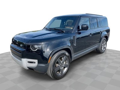 2025 Land Rover Defender 130 P400 S